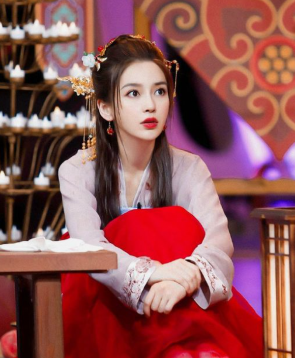 古裝的楊穎Angelababy你們覺得漂亮嗎