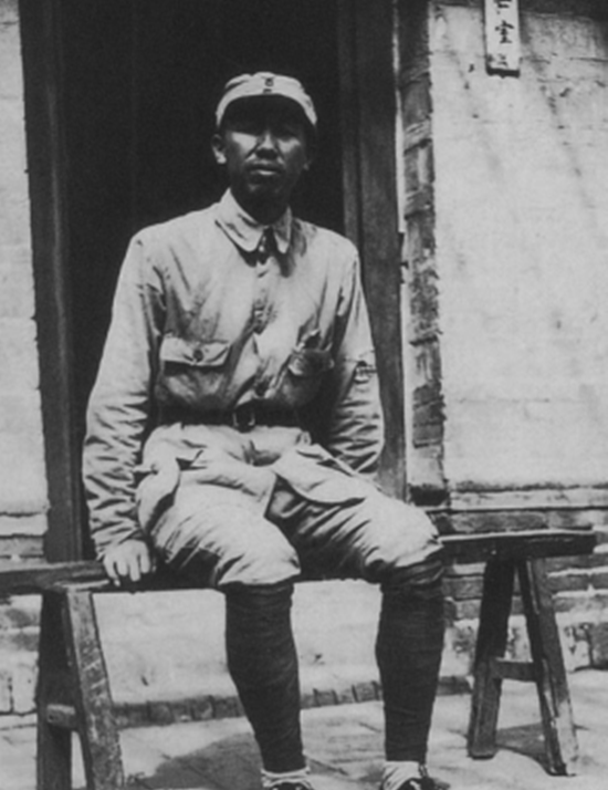 72年毛主席視察南京後,指著王平和許世友直言:不要送,各奔前程 72年毛主席視察南京後,指著王平和許世友直言:不要送,各奔前程