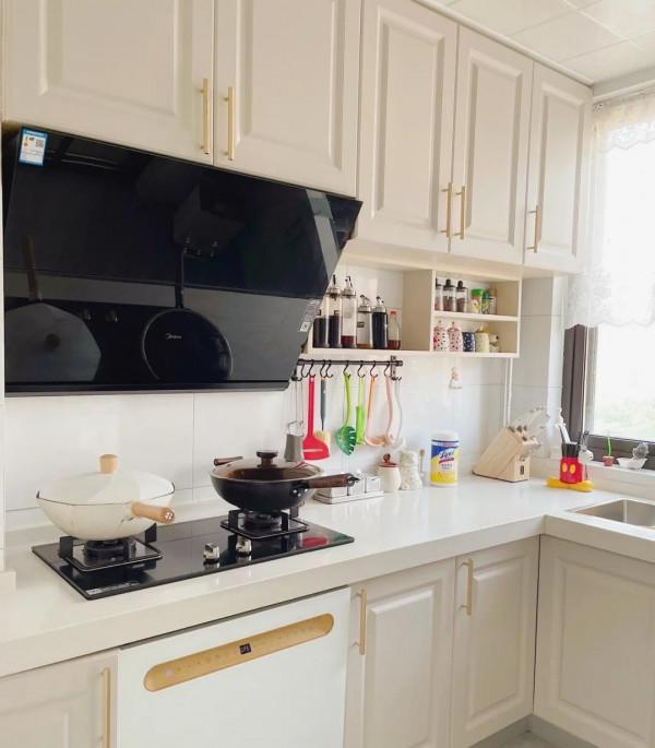 30歲小夫妻，打拼7年才攢夠首付，終於有了自己的避風港