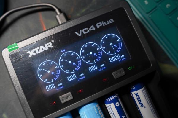 充電電池規格太多?18W快充,一個充電器搞定!XTAR VC4 Plus實測 充電電池規格太多?18W快充,一個充電器搞定!XTAR VC4 Plus實測