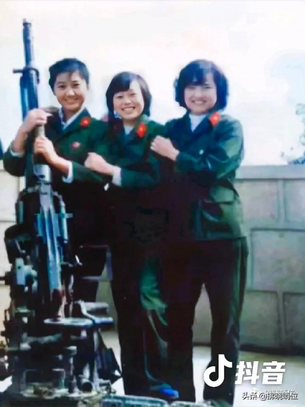 老山巾幗張俊英——一名參戰女兵的自述 老山巾幗張俊英——一名參戰女兵的自述