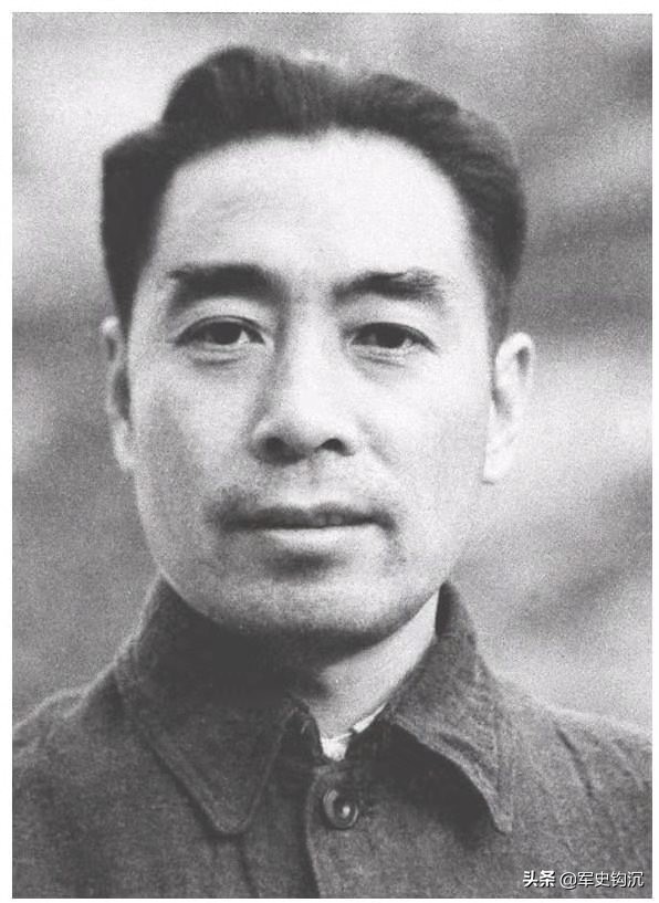 閻錫山初見彭德懷，久久盯著他，半天才緩過神來，心裡五味雜陳
