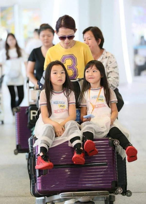 袁詠儀為兒子言論不當道歉！港星定居內地後，星二代們在哪上學？