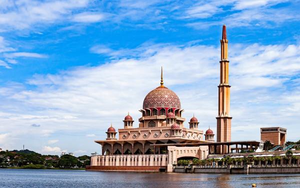 中國斥資800億打造的皇京港，卻令美新兩國焦慮不已，這是為何？