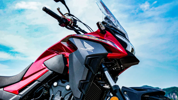 國產化,但依然很本田-CB400X靜態測評 國產化,但依然很本田-CB400X靜態測評