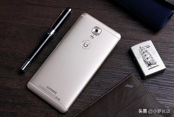 8GB+256GB和8500mAh，超大電池機型，只需要1399元