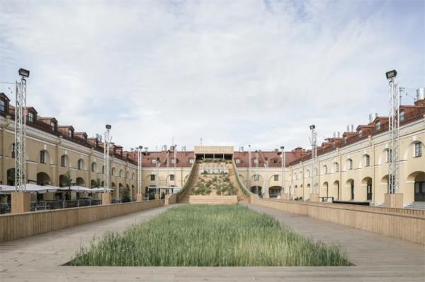 夏日劇場,冬日滑雪:俄羅斯Nikolsky Rows商業廣場改造案例現狀 夏日劇場,冬日滑雪:俄羅斯Nikolsky Rows商業廣場改造案例現狀