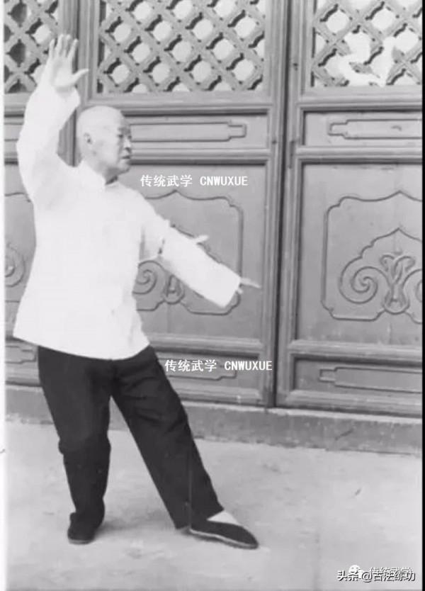 太極步法詳解：提腳不蹬落腳無聲