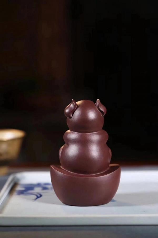 招財福豬，可愛嗎？