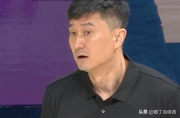 杜鋒陷入幸福煩惱,最強廣東尚未成型,胡明軒趙睿出類拔萃 杜鋒陷入幸福煩惱,最強廣東尚未成型,胡明軒趙睿出類拔萃