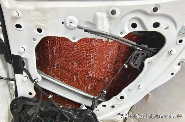 全方位降噪重回寧靜車生活,吉普指南者升級全車俄羅斯阿德薩隔音 全方位降噪重回寧靜車生活,吉普指南者升級全車俄羅斯阿德薩隔音