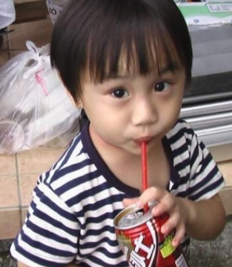 看似幸福，其實是父母搖錢樹，這6位明星，有人離世有人斷絕關係