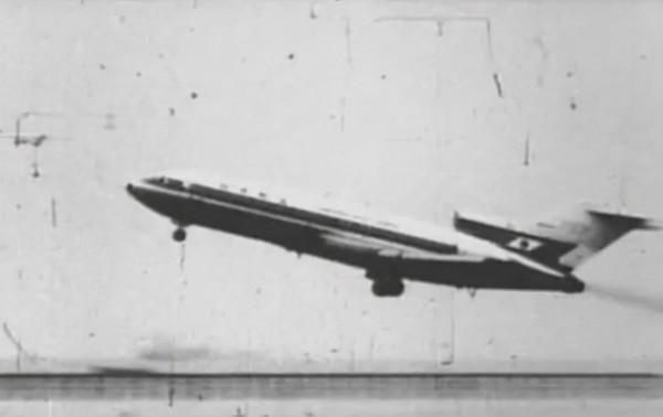 中國客機被劫持，94位同胞流落敵國，被總統安排入住超五星酒店