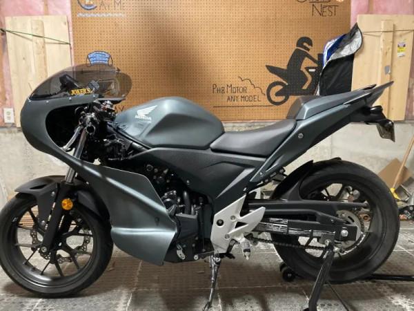 定製 &vert; 亞裔小夥和他的第一輛改裝本田CBR 500R