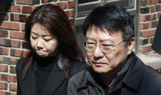 悲情朴槿惠：22歲喪母，27歲喪父，三姐弟鬧矛盾，出獄後無枝可依