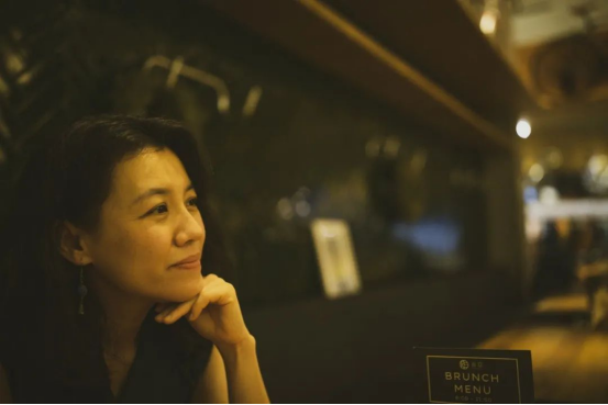 &OpenCurlyDoubleQuote;大娘子&rdquo;劉琳，被名導拋棄後，相親嫁平凡丈夫，47歲被寵成公主