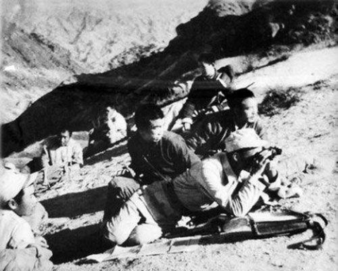 為什麼說，當你撐不下去的時候，就應該想一想1950年的中國？