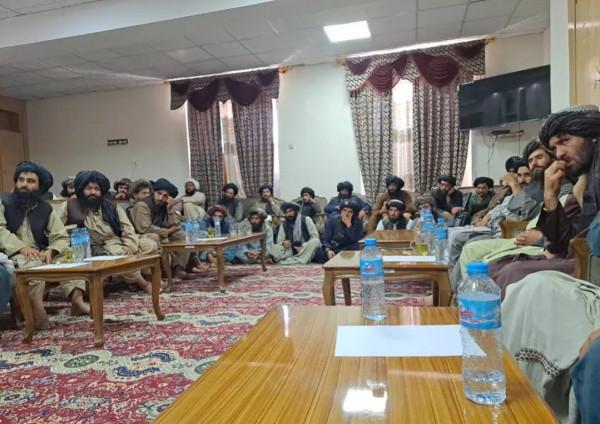 阿富汗人民銀行行長 阿富汗人民銀行行長