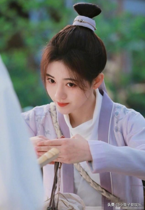 女扮男裝“以假亂真”！看這幾位女演員扮相，“假男人”臉疼不？