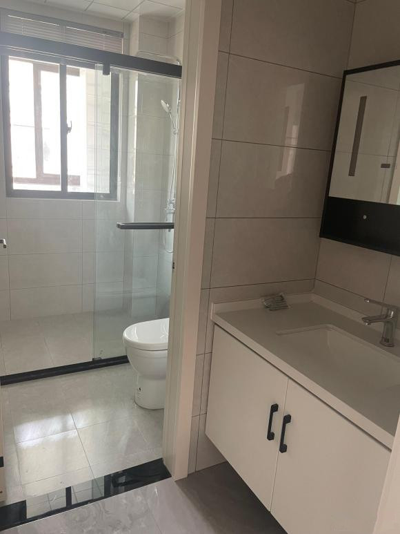 小縣城的房子交作業了，157平贈送面積68平，硬裝花17萬