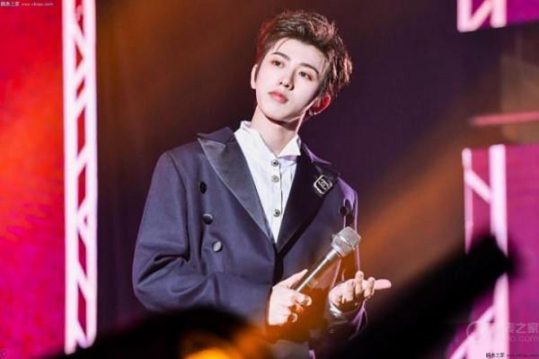 年僅23歲的蔡徐坤是腕錶收藏大戶？