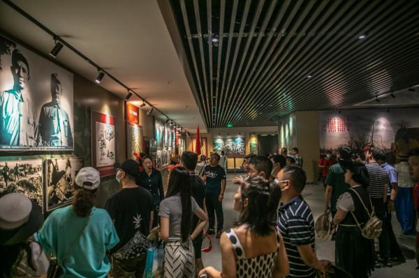 山東沂蒙的這座紀念館很震撼,牆上嵌有194700顆子彈殼,令人敬畏 山東沂蒙的這座紀念館很震撼,牆上嵌有194700顆子彈殼,令人敬畏