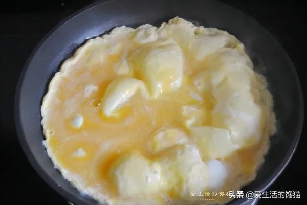 我家炒雞蛋,從來不用油,半碗清水一倒,3分鐘出鍋,愛吃也不胖 我家炒雞蛋,從來不用油,半碗清水一倒,3分鐘出鍋,愛吃也不胖