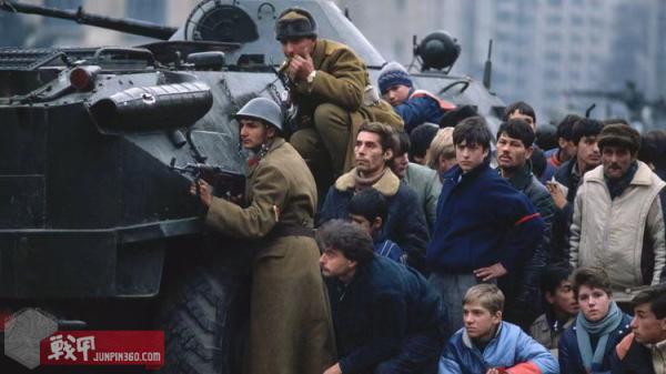 消失的軍隊系列:社會主義時代的羅馬尼亞武裝 消失的軍隊系列:社會主義時代的羅馬尼亞武裝