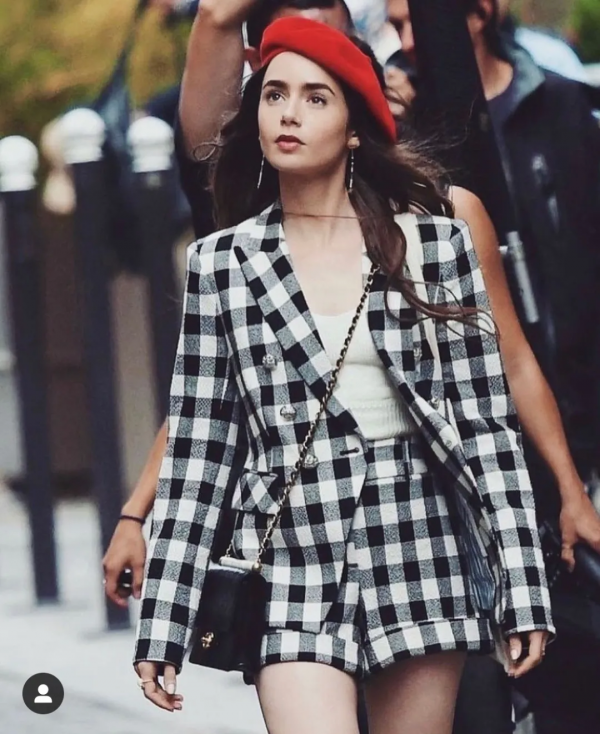 英美德三國混血“小赫本”完婚！一身嫁衣也是沒誰了…