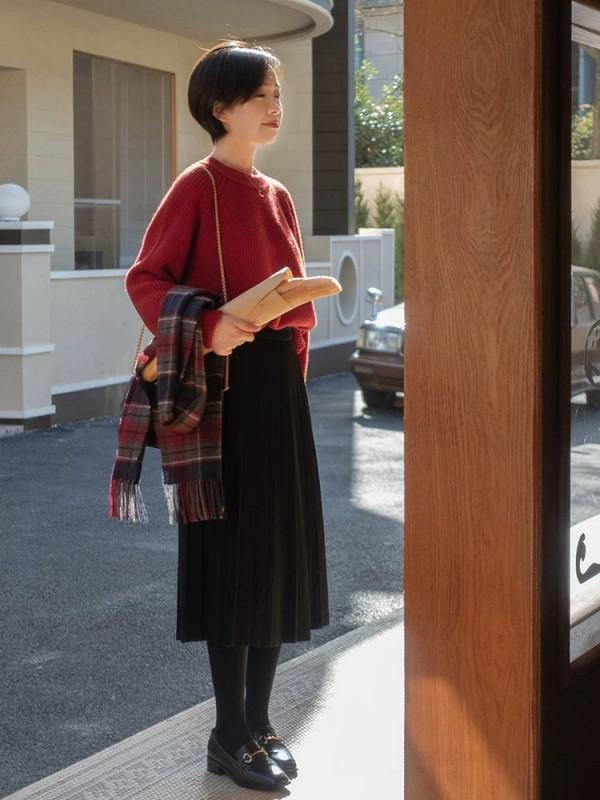 靴子不吃香了，今年早春更火的是&OpenCurlyDoubleQuote;浪子鞋&rdquo;，配裙子褲子都挺好看