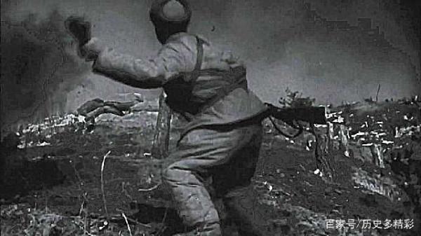 被美軍包圍時李夢琪的表白,成了機槍手王鬍子心裡永遠的痛 被美軍包圍時李夢琪的表白,成了機槍手王鬍子心裡永遠的痛