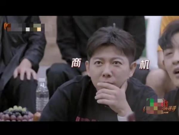 人前是“過氣明星”，人後是商業大佬，這9位明星一個比一個有錢