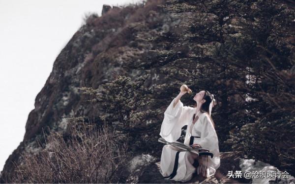 王安石的經典絕句，你讀過麼？字字精彩，描寫如畫，第一首即驚豔