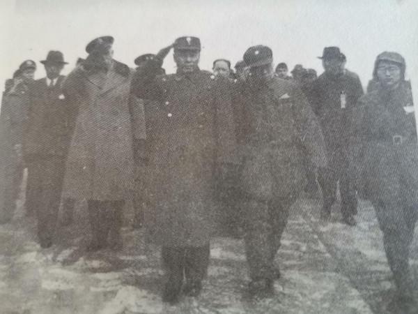 國軍少將李華連夜潛逃，陳毅下令將其妻子禮送出境，事後才知高明