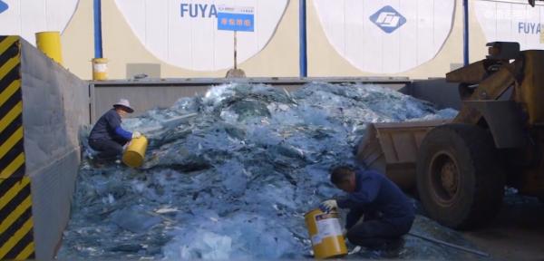 中國人在美國開工廠,美國員工好吃懶做,曹德旺:不幹就滾蛋 中國人在美國開工廠,美國員工好吃懶做,曹德旺:不幹就滾蛋