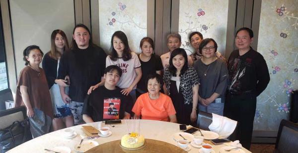 《爸爸去哪兒》小朋友近照曝光!石頭身高超一米八,費曼快胖成球 《爸爸去哪兒》小朋友近照曝光!石頭身高超一米八,費曼快胖成球