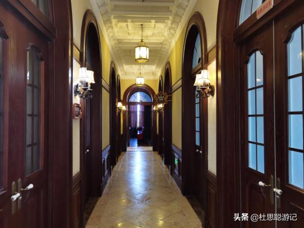 漢EV自駕新疆,探訪亞洲最大葡萄酒地下酒窖,逛完景區還送葡萄酒 漢EV自駕新疆,探訪亞洲最大葡萄酒地下酒窖,逛完景區還送葡萄酒