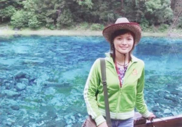 還記得曾說我是導遊先救乘客的文花枝嗎？後來在毛主席家鄉當書記