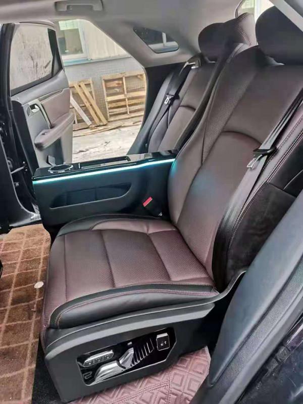 雷克薩斯RX300升級二排頭等艙，座椅可電調節