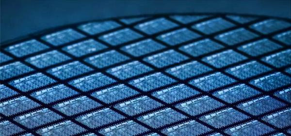 13元一枚的ESP晶片，卻在黑市被賣到4000元，比黃金還要貴