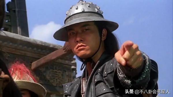 14位香港老牌男神,年輕時個個是大帥哥,40歲後顏值大跌 14位香港老牌男神,年輕時個個是大帥哥,40歲後顏值大跌