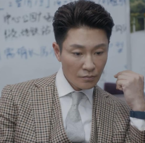 浮腫僵硬、面部扭曲!這8位動臉的男明星,堪稱“災難現場” 浮腫僵硬、面部扭曲!這8位動臉的男明星,堪稱“災難現場”