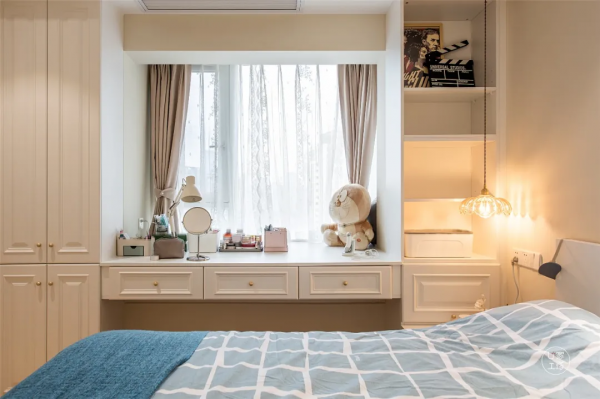 獨居女生的家長啥樣？餐廳變玄關，小清新混搭風也太美了