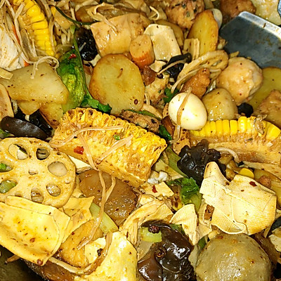簡單幾步做好一盤麻辣香鍋,快速搞定一餐飯 簡單幾步做好一盤麻辣香鍋,快速搞定一餐飯