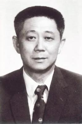 特級大師 雙槍將徐天利 特級大師 雙槍將徐天利