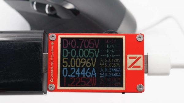 可同時連4臺終端裝置,一鍵切換,雷柏多模式無線滑鼠MT750W拆解 可同時連4臺終端裝置,一鍵切換,雷柏多模式無線滑鼠MT750W拆解