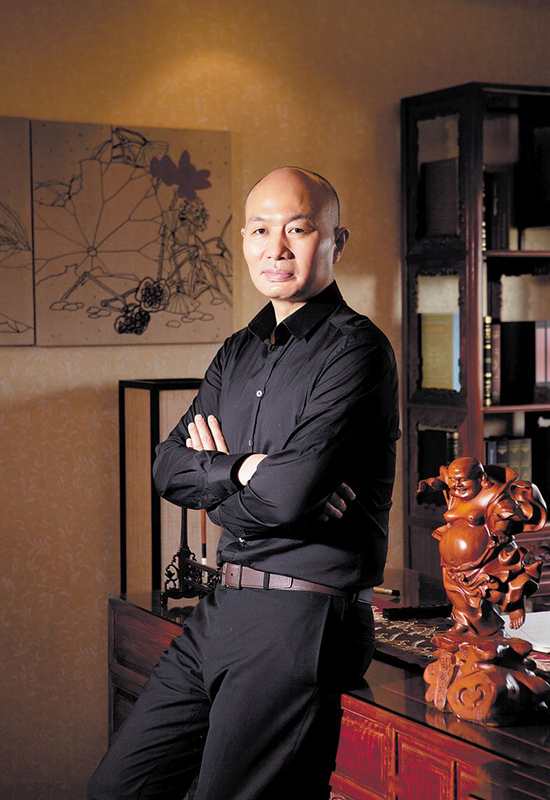 愛爾眼科陳邦:深諳資本之道的外行人,退伍軍人變身為千億首富 愛爾眼科陳邦:深諳資本之道的外行人,退伍軍人變身為千億首富