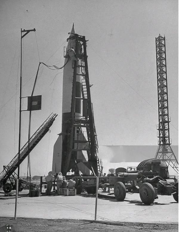 世界兵器大觀:馮布勞恩和他的V1導彈 世界兵器大觀:馮布勞恩和他的V1導彈