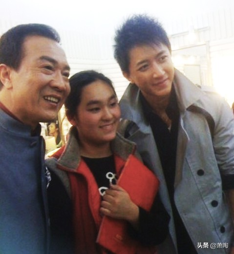 李伯祥的徒弟 有的成了大腕 但快被吐沫星子淹死 有的真去了極樂世界 李伯祥的徒弟 有的成了大腕 但快被吐沫星子淹死 有的真去了極樂世界