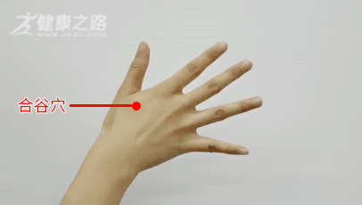 血糖偏高怎麼辦？不如做做「降糖」手指操，隨時隨地降血糖